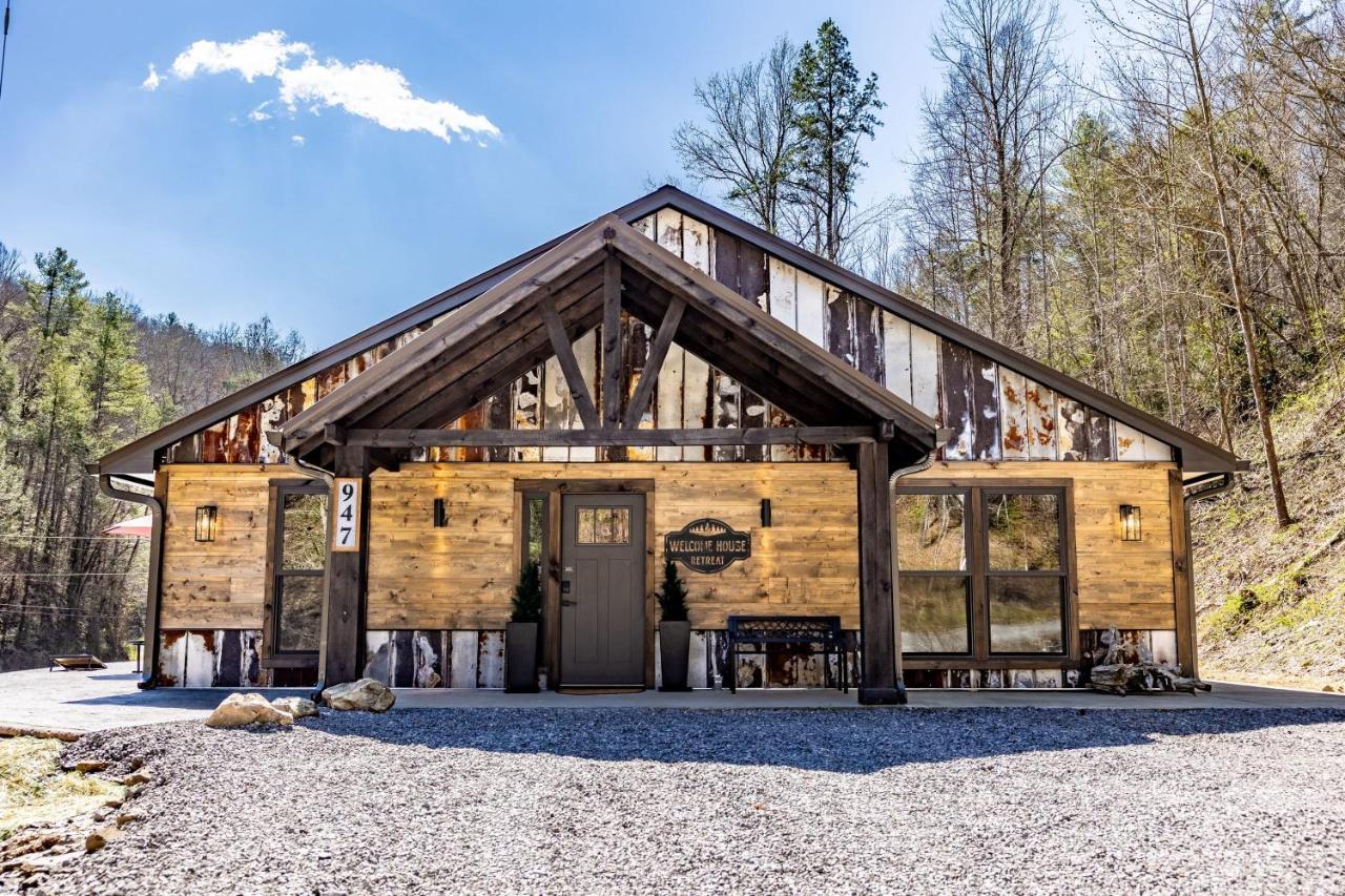 New Rustic Luxe Cabin Billiards Spa Near Gsmnp Townsend Dış mekan fotoğraf